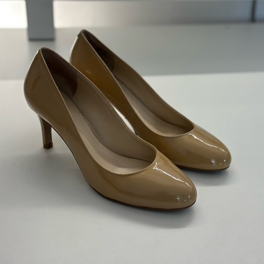 Nine West Y2K Vintage Kitten Heels - Nude/Beige